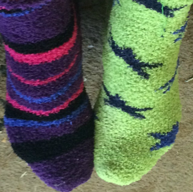 mismatched-socks-1